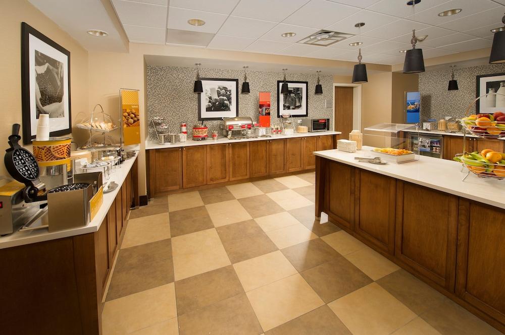 Hampton Inn & Suites Baltimore/Woodlawn Extérieur photo