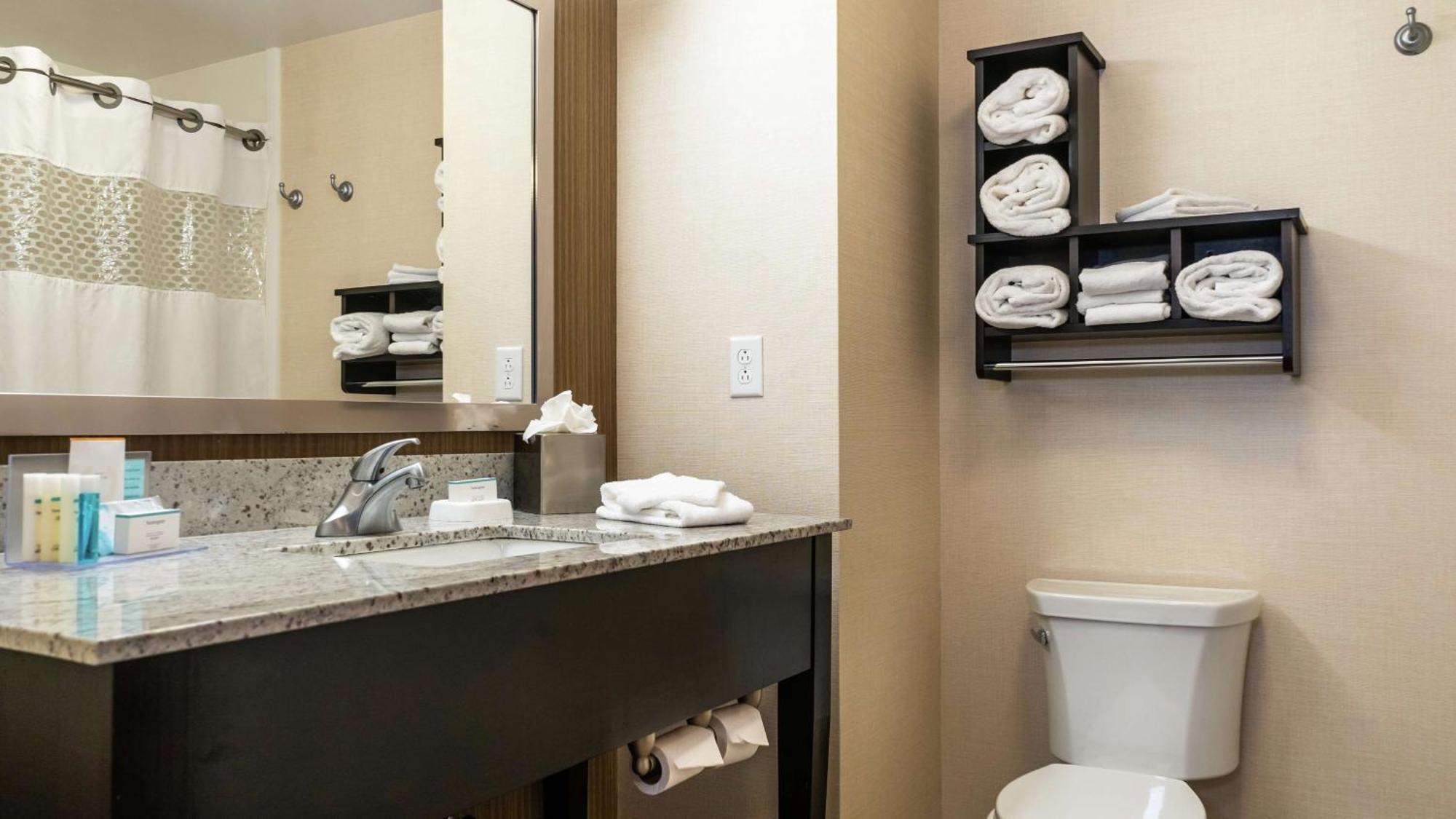 Hampton Inn & Suites Baltimore/Woodlawn Extérieur photo