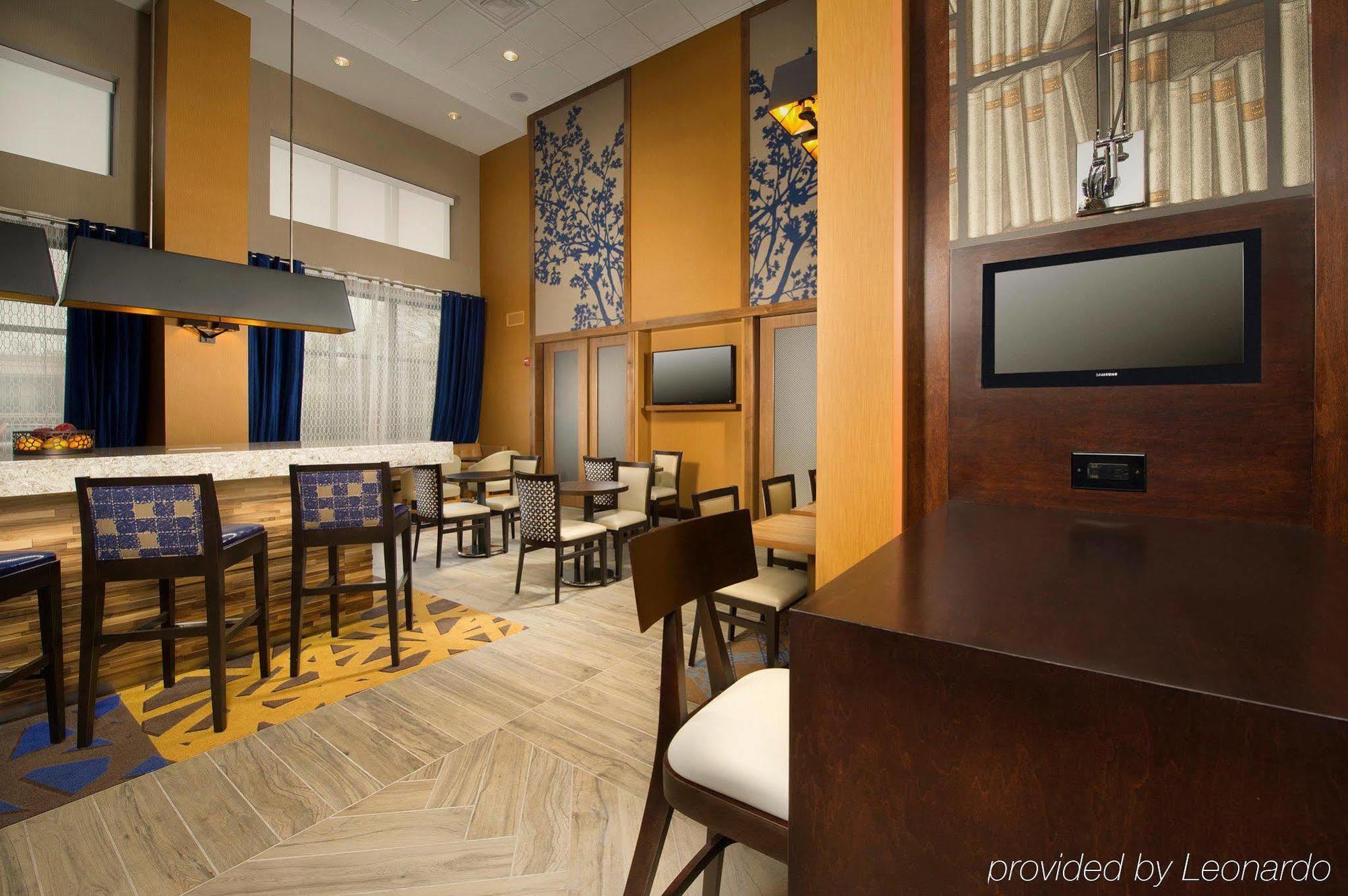 Hampton Inn & Suites Baltimore/Woodlawn Extérieur photo