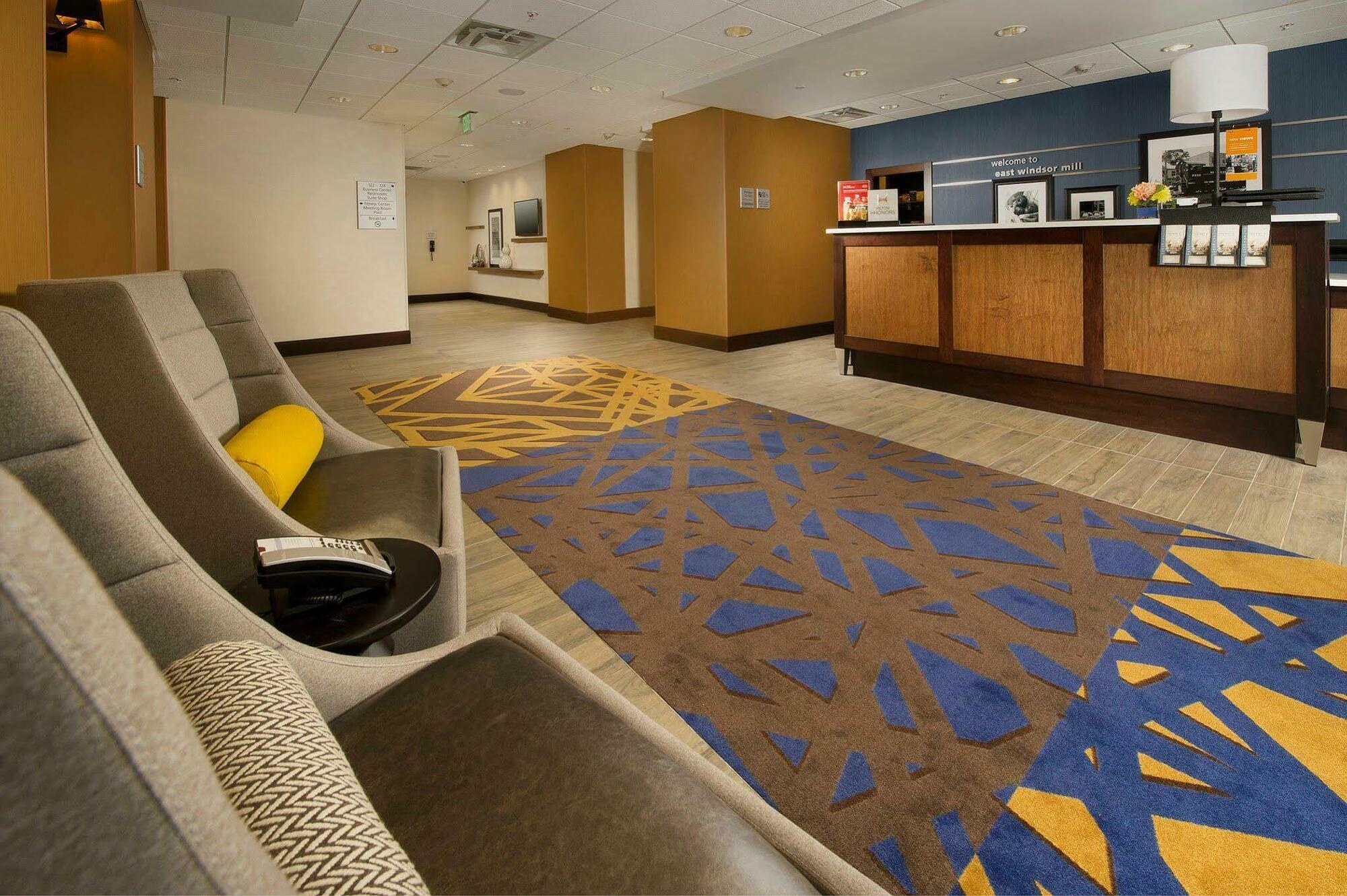 Hampton Inn & Suites Baltimore/Woodlawn Extérieur photo